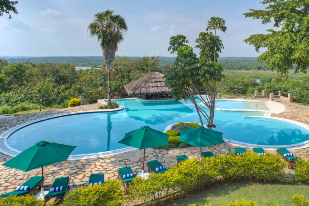 paraa-safari-lodge-pool